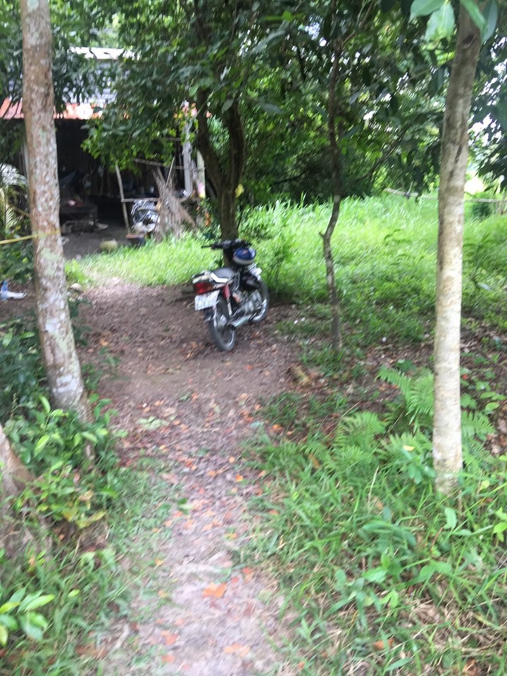 Người đàn ông chết bất thường trong ngôi nhà mở toang cửa