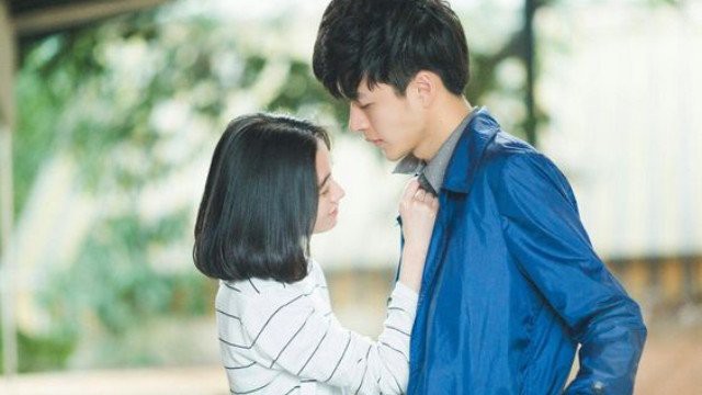 Đêm tân hôn, chồng chết đứng khi thấy hình xăm quen trên lưng vợ - Ảnh 1.