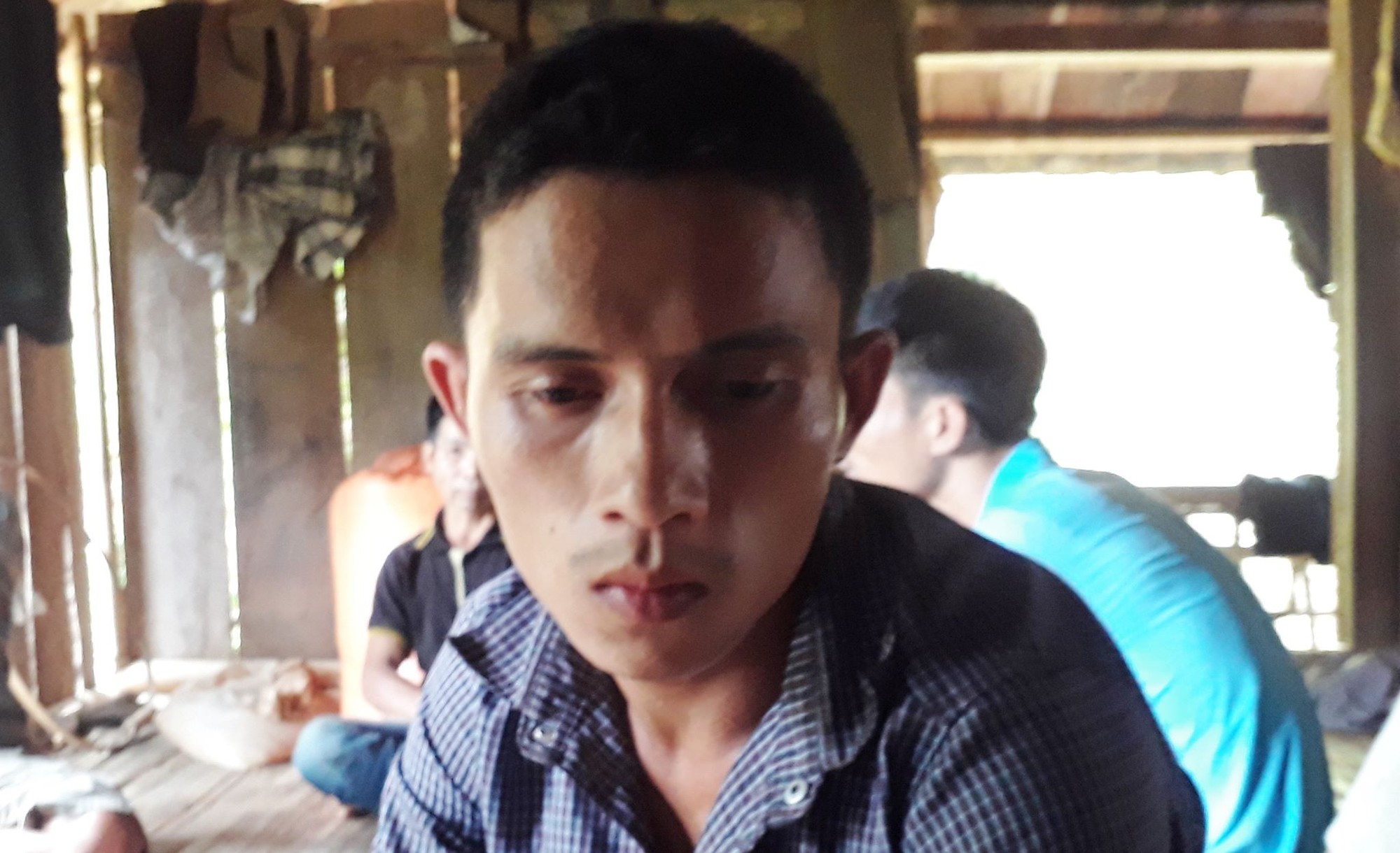 Tang thương một gia đình có 6 người bị lũ cuốn mất tích ở bản Sa Ná - Ảnh 2.