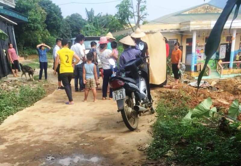 Nam thanh niên bị điện giật tử vong ở trường mầm non