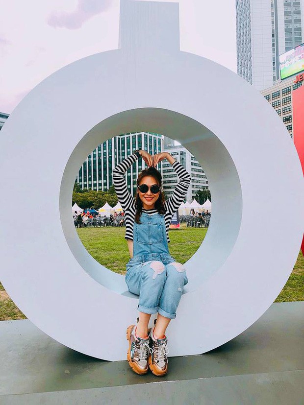 Những ng&ocirc;i sao l&atilde;o h&oacute;a ngược của showbiz Việt - Ảnh 1.