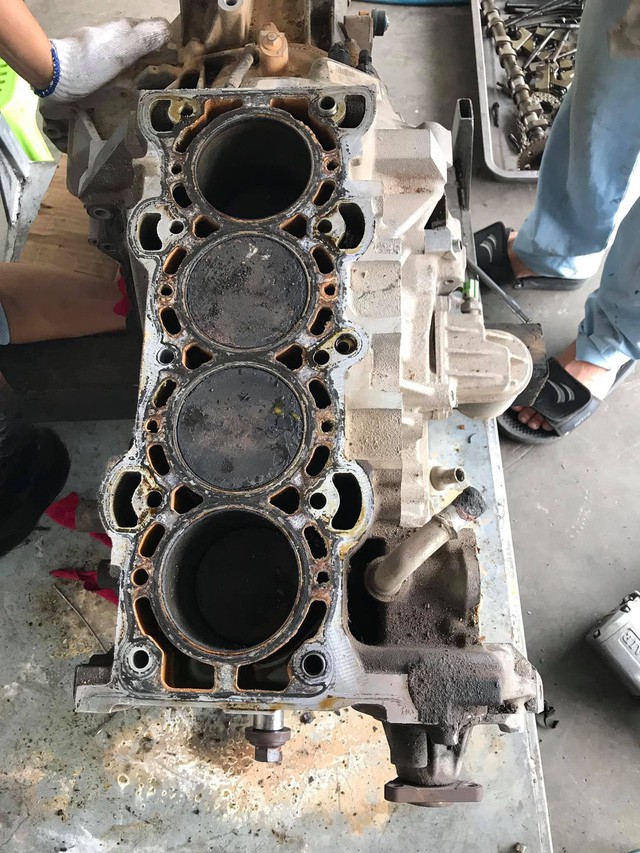 Ham rẻ, cả tin, mất 300 triệu mua phải xe bị thủy k&iacute;ch - Ảnh 3.