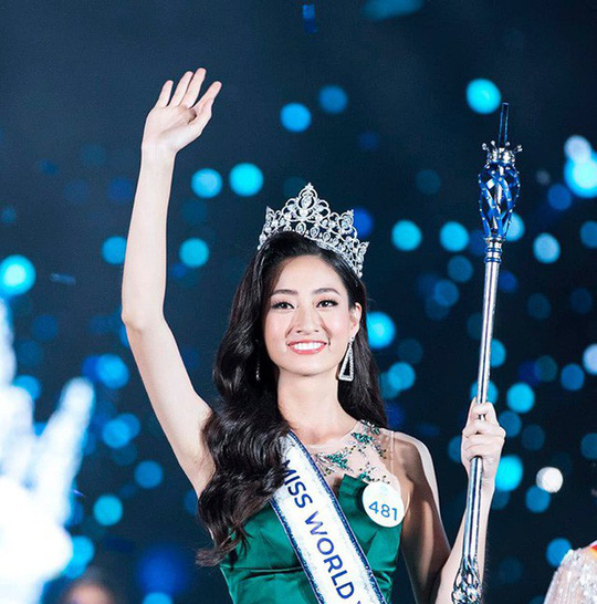 Vì sao Hoa hậu Thế giới Việt Nam 2019 Lương Thùy Linh phải khóa Facebook?