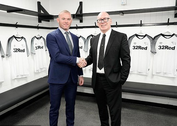 "Quỷ đầu đàn" Rooney tái xuất sân cỏ Anh, ra sân tuổi 34