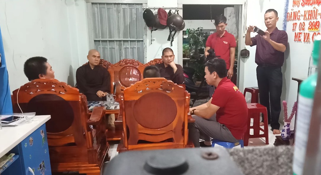Giáo hội Phật giáo Việt Nam gặp gỡ gia đình cháu bé bị thầy tu đánh đập dã  man