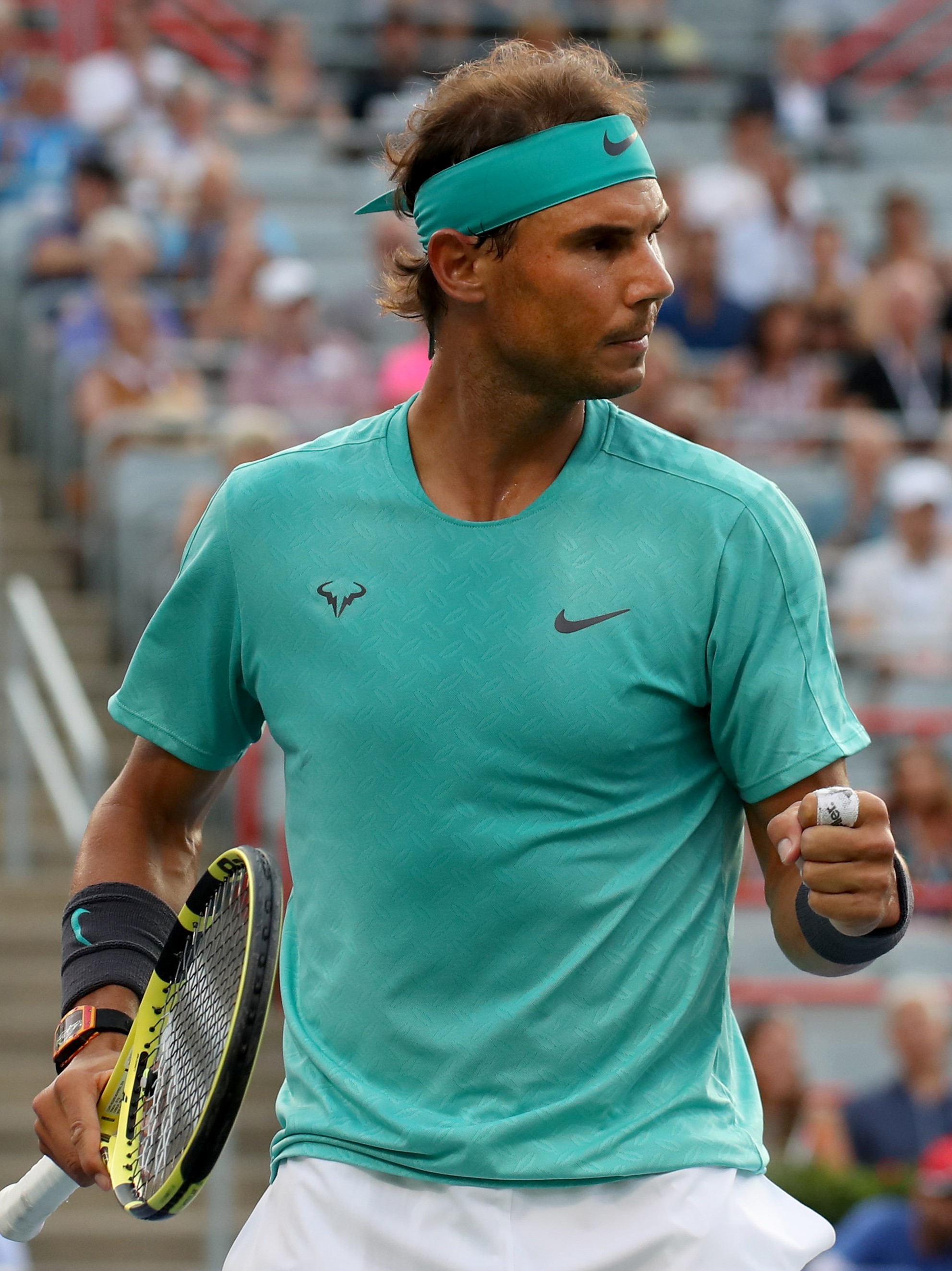 Nadal vượt mặt Federer khi nhẹ nh&agrave;ng v&agrave;o tứ kết Rogers Cup 2019 - Ảnh 4.