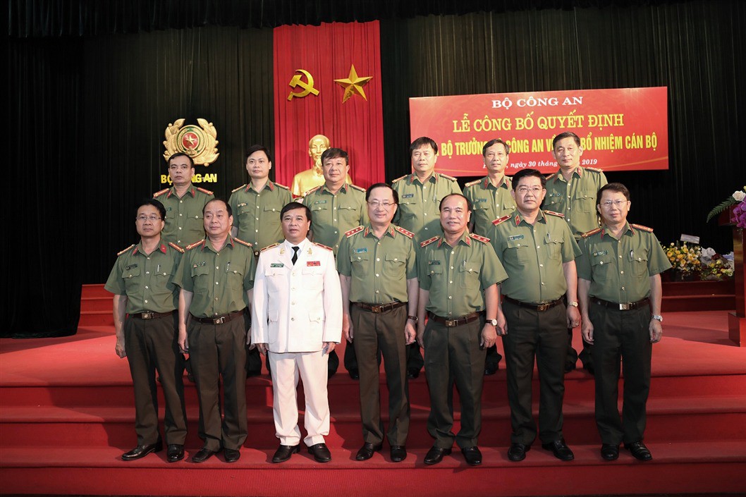 Bộ Công an có 2 tân cục trưởng Cục An ninh kinh tế và Cục PCCC