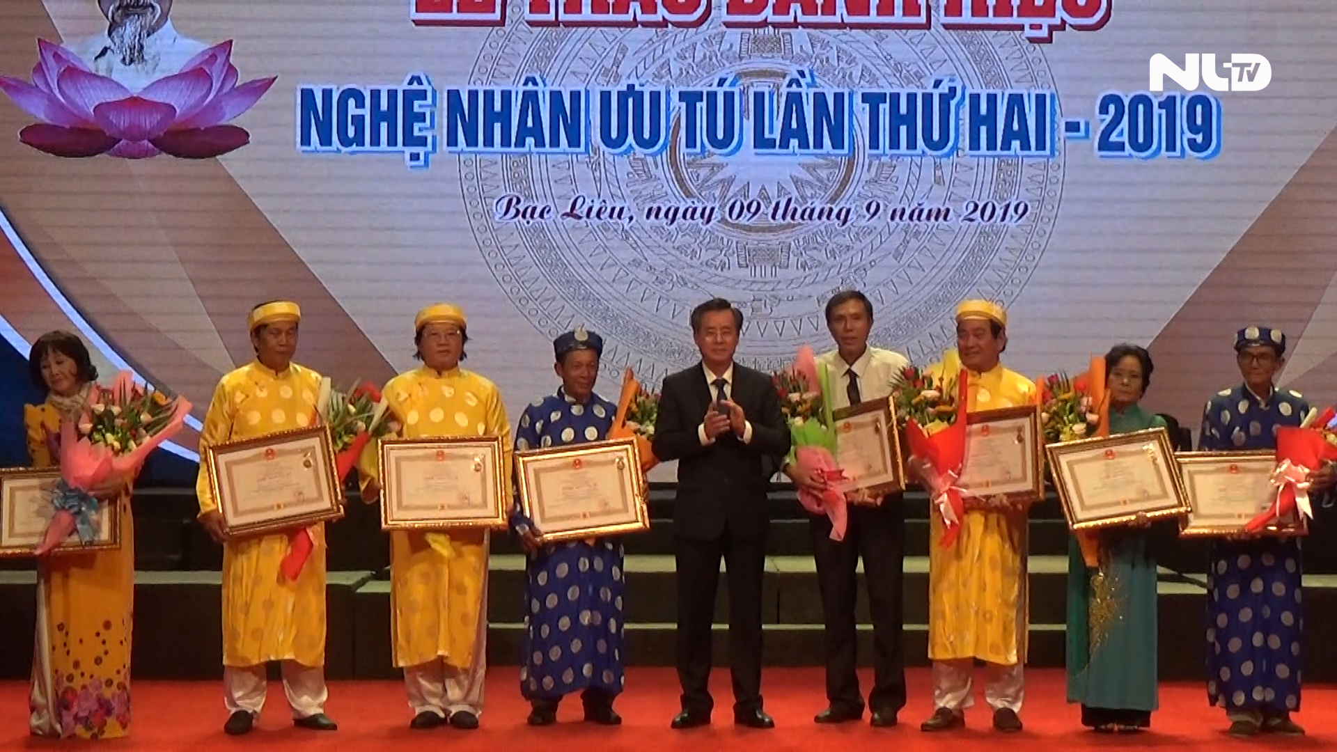 [Video] Bản vọng cổ “Dạ cổ hoài lang” bất hủ tròn 100 tuổi
