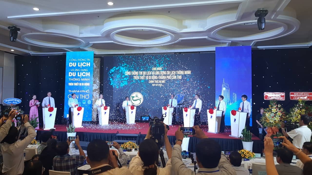 Từ nay, du kh&aacute;ch dễ d&agrave;ng t&igrave;m kiếm th&ocirc;ng tin về Cần Thơ th&ocirc;ng qua ứng dụng th&ocirc;ng minh - Ảnh 1.