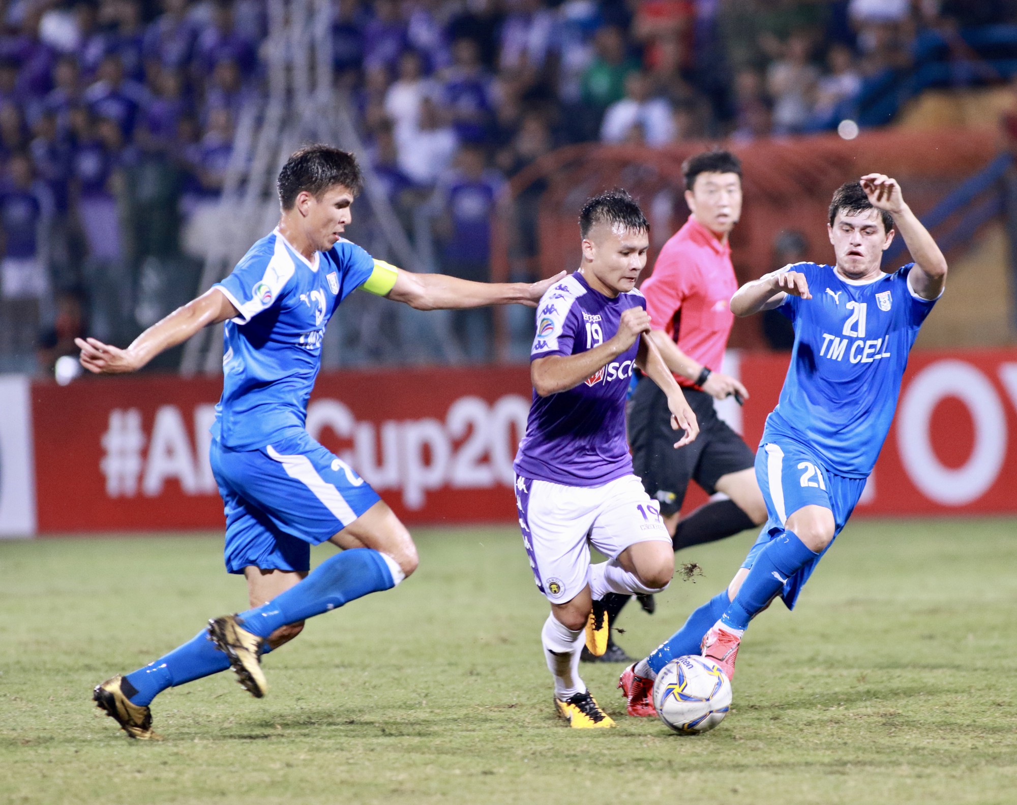 Hà Nội FC trở lại giai đoạn "hành xác"