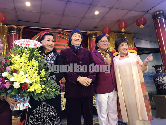 NSND Minh Vương tri &acirc;n đồng nghiệp trong ng&agrave;y giỗ Tổ s&acirc;n khấu - Ảnh 1.