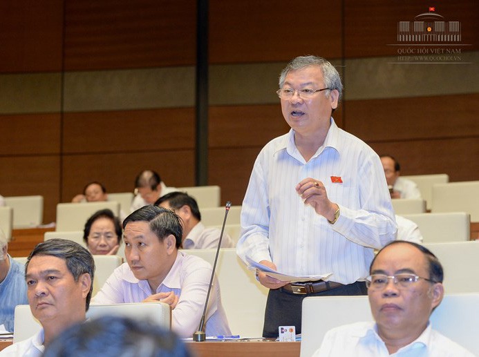 Không có chuyện cho thôi đối với ông Hồ Văn Năm mà sẽ miễn nhiệm