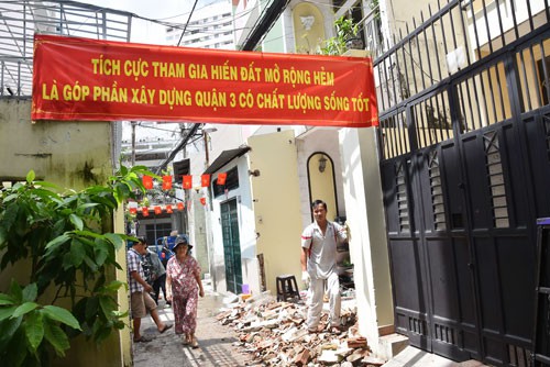 Đặt lợi ích của người dân lên trên hết
