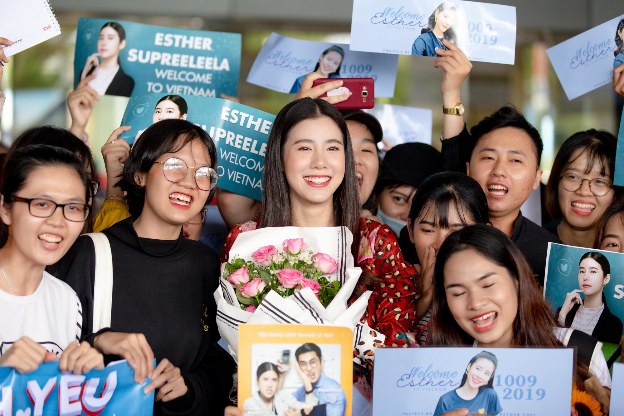 Jun Vũ đọ sắc c&ugrave;ng sao Th&aacute;i Lan Esther Supreeleela - Ảnh 2.
