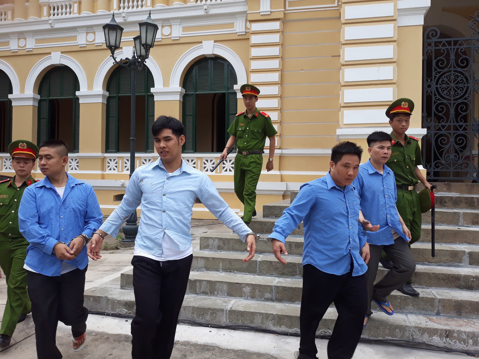 TP HCM: 20 năm tù cho kẻ cầm đầu băng cướp dây cáp điện