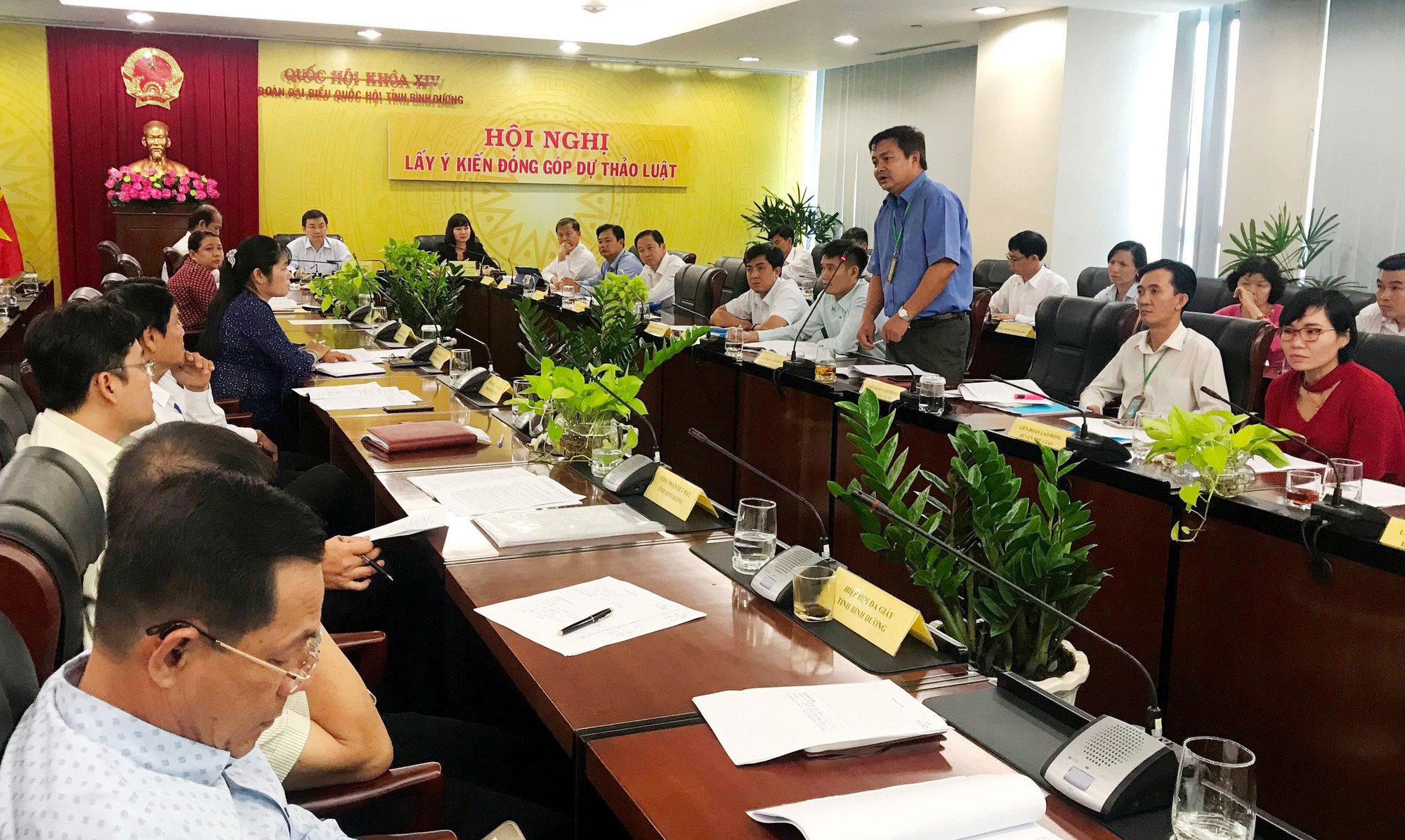 Tăng tuổi nghỉ hưu không nên cào bằng