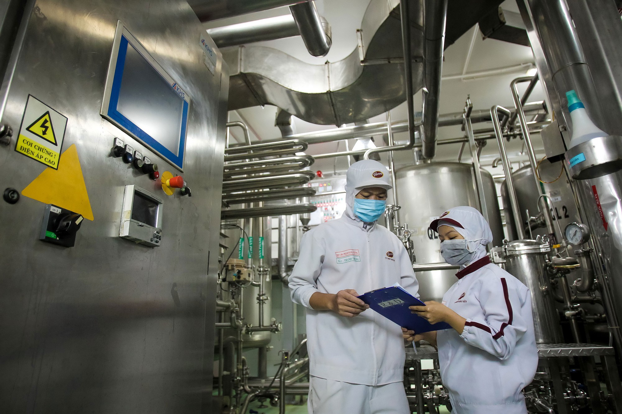 Phải để người lao động c&oacute; thời gian chăm s&oacute;c gia đ&igrave;nh - Ảnh 1.