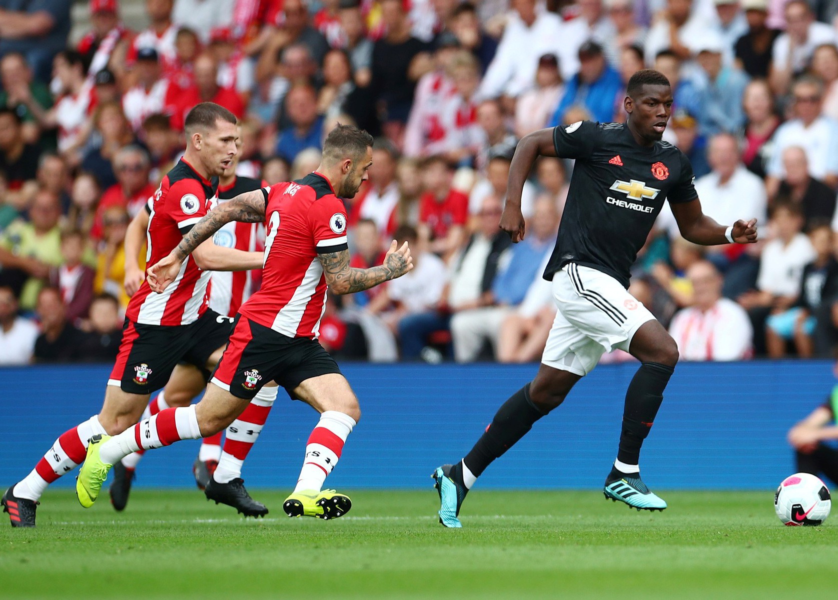 Man United - Leicester: "Quỷ đỏ" trong cơn bão chấn thương