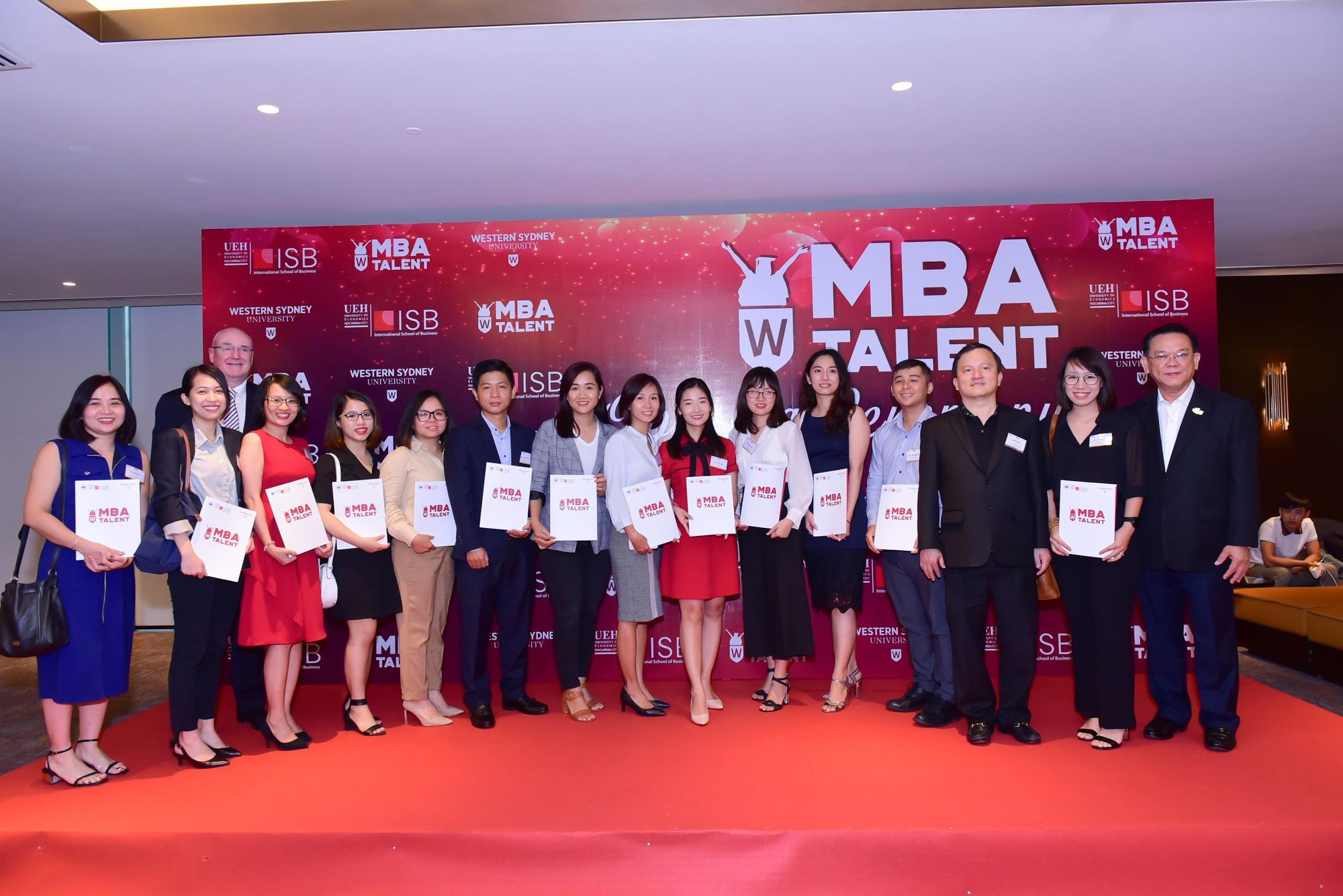 Đại học Western Sydney trao 30 học bổng MBA Talent trị giá 14.400 USD - Ảnh 1.