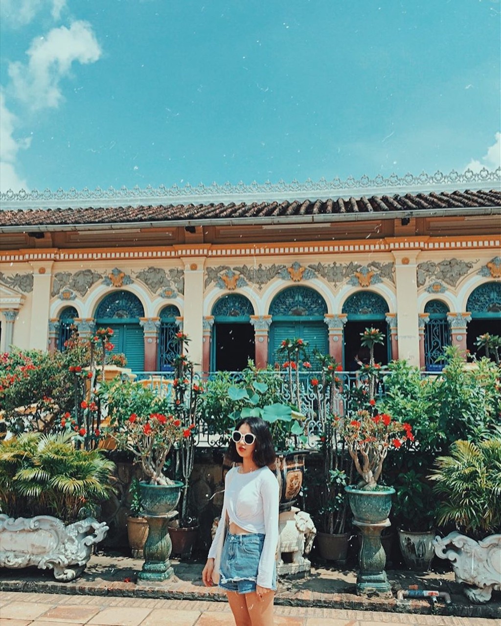 Ng&ocirc;i nh&agrave; cổ đẹp h&uacute;t mắt hội m&ecirc; check-in ở xứ T&acirc;y Đ&ocirc; - Ảnh 1.