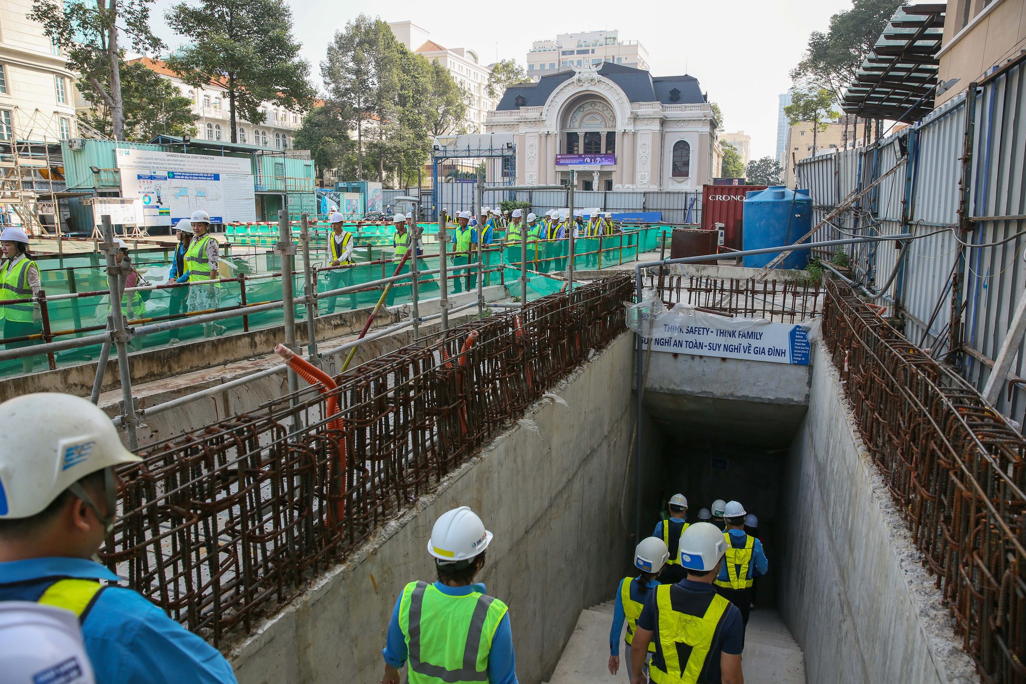 Diện mạo đường hầm Metro số 1 tại trung t&acirc;m TP HCM - Ảnh 1.