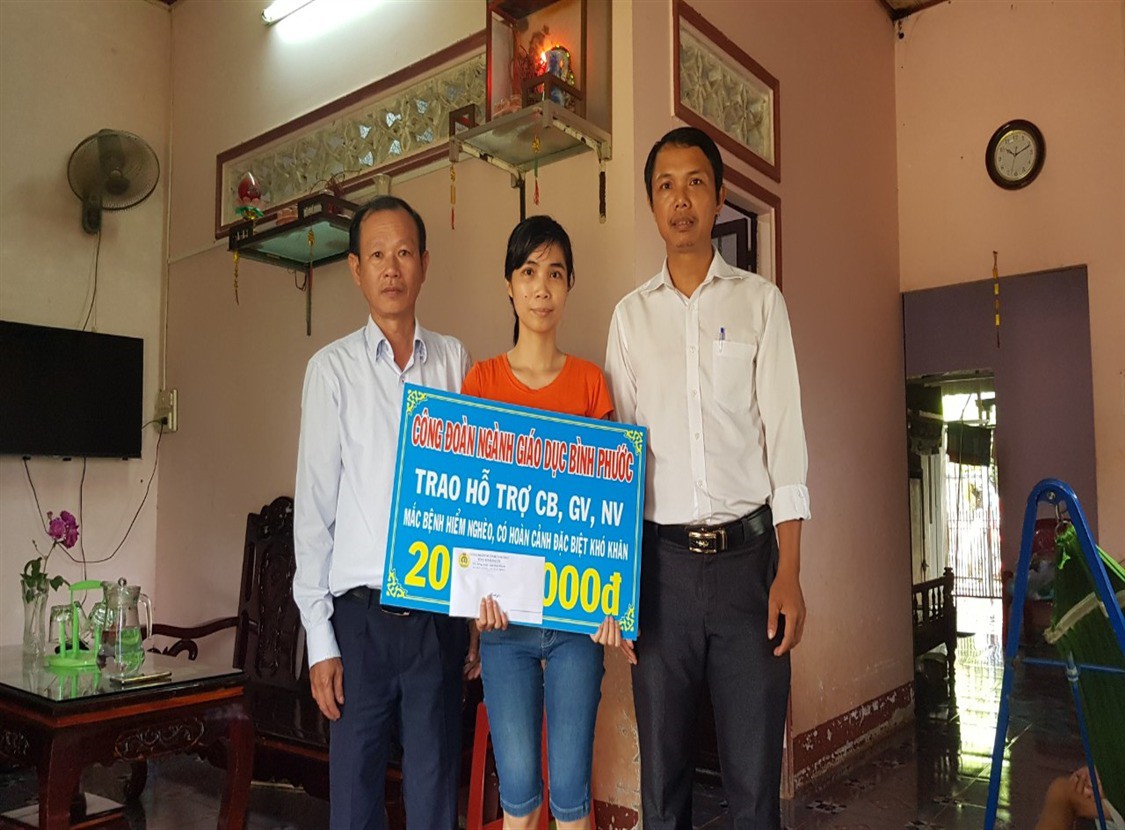 Bình Phước: Thăm hỏi, động viên giáo viên khó khăn