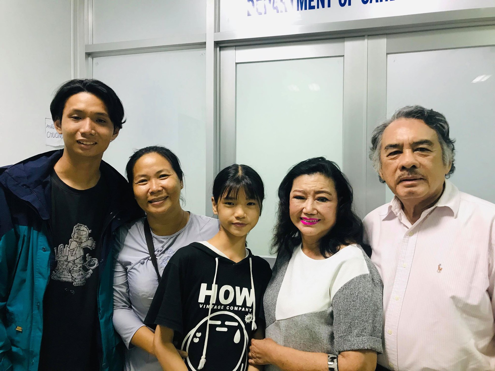 Nghệ sĩ Mai Trần đ&atilde; qua cơn nguy kịch - Ảnh 3.