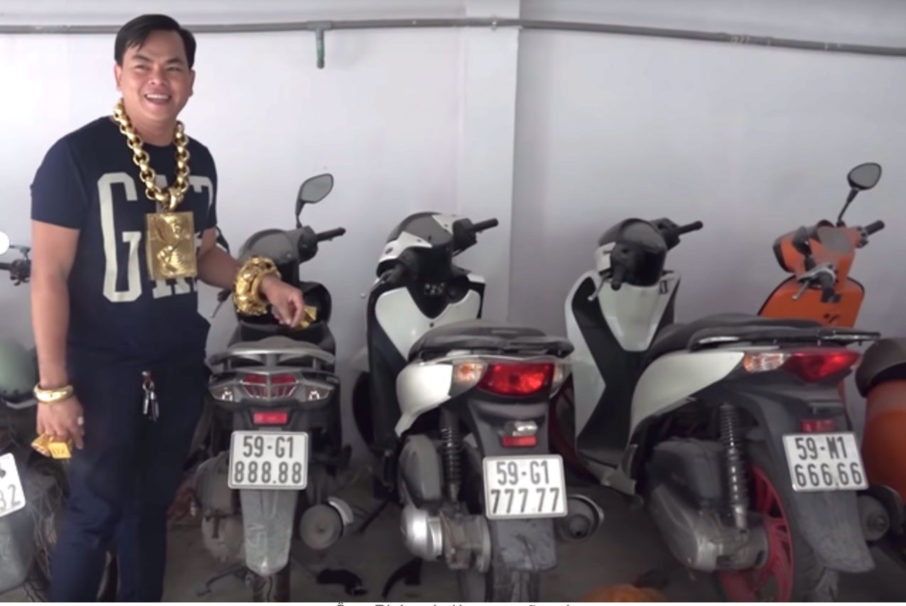 Lật tẩy sự giàu sang khó hiểu của Phúc XO