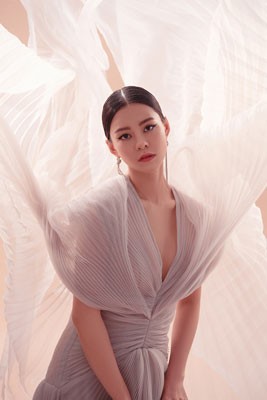 Đề cử giải Mai V&agrave;ng lần thứ 25-2019: Đa sắc m&agrave;u ca sĩ h&aacute;t nhạc nhẹ - Ảnh 4.