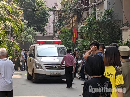 &Aacute;n mạng nghi&ecirc;m trọng, 2 nữ sinh vi&ecirc;n tử vong, nam thanh ni&ecirc;n rơi từ tầng cao xuống đất - Ảnh 8.