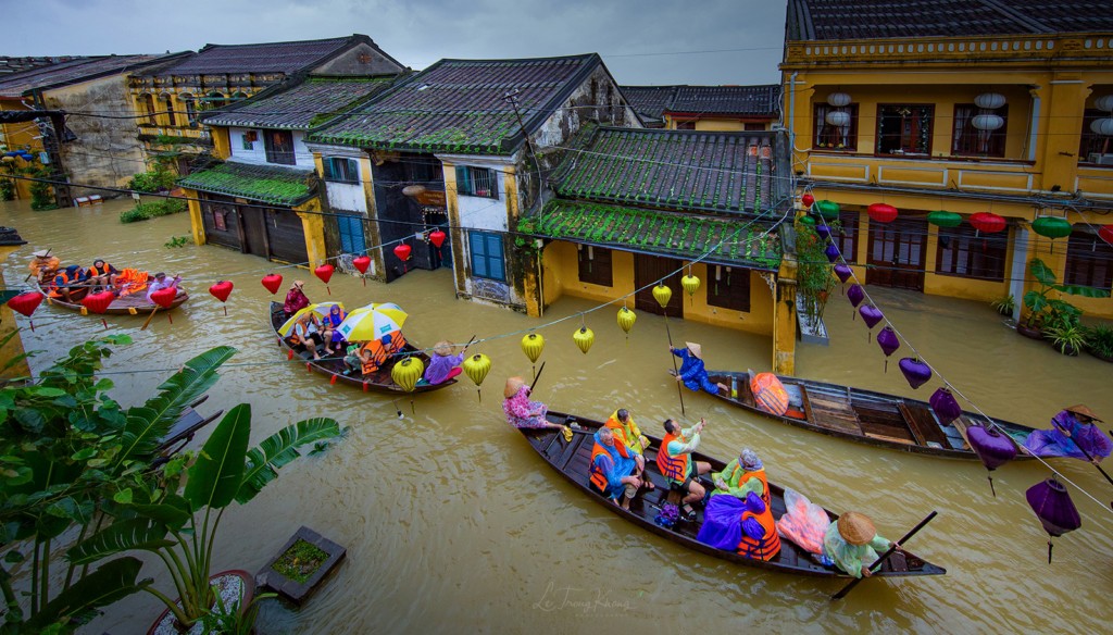 Hội An phản hồi thông tin quán đuổi khách Việt, tiếp khách Tây - Ảnh 3.