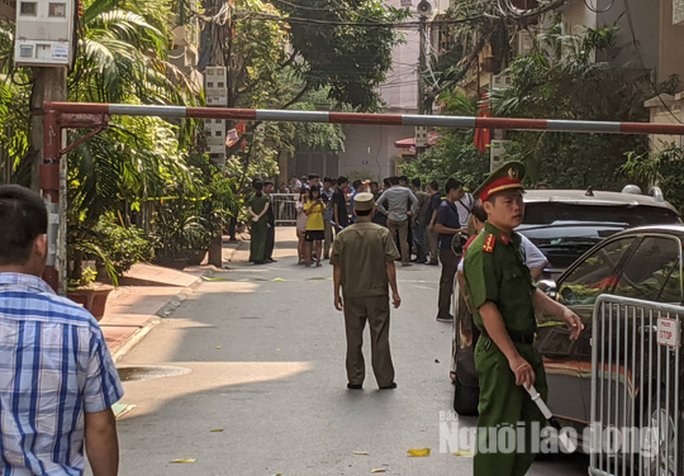 Án mạng nghiêm trọng, 2 nữ sinh viên tử vong, nam thanh niên rơi từ tầng cao xuống đất