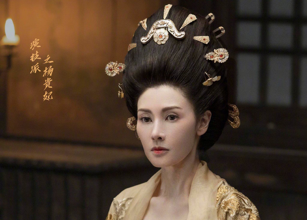 Lý Gia Hân tái xuất với thù lao cao ngất ngưởng