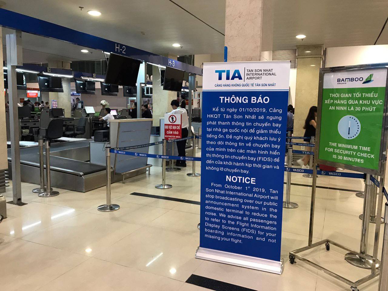 S&acirc;n bay T&acirc;n Sơn Nhất bỏ to&agrave;n bộ loa phường - Ảnh 1.