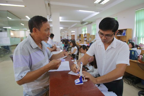 Mở rộng chi trả chế độ BHXH qua tài khoản ngân hàng