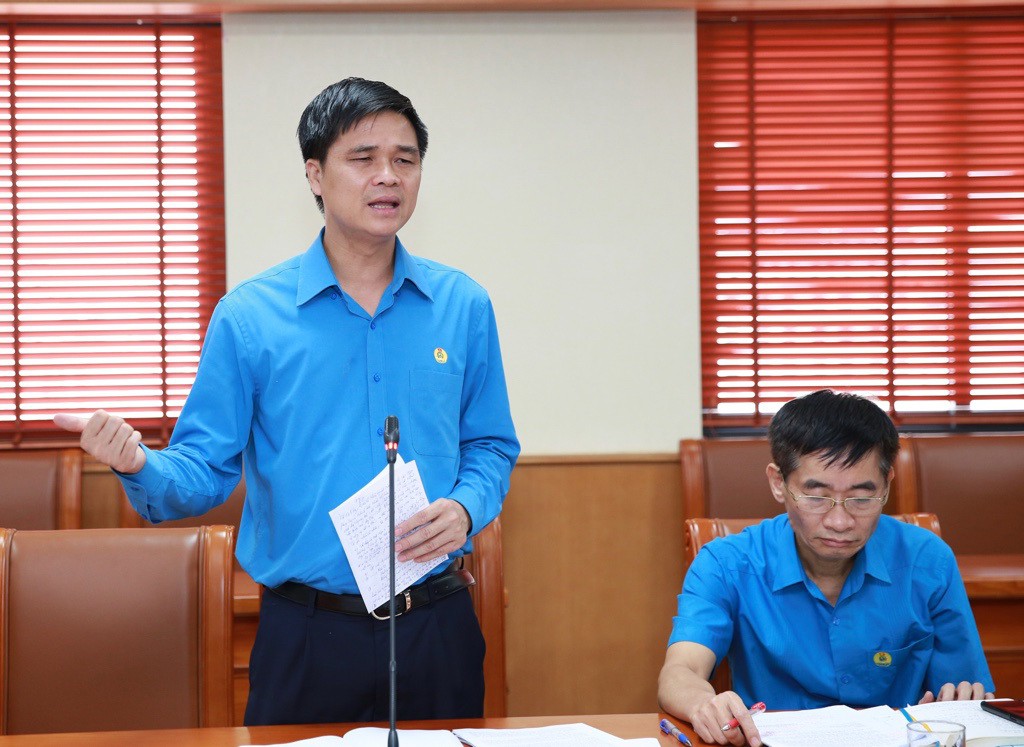 Xây dựng môi trường làm việc chuyên nghiệp, hiện đại, phục vụ đoàn viên, NLĐ - Ảnh 3.