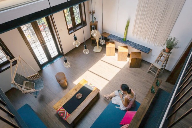 Nhà cổ hoang tàn đẹp như khách sạn sau sửa - Ảnh 10.