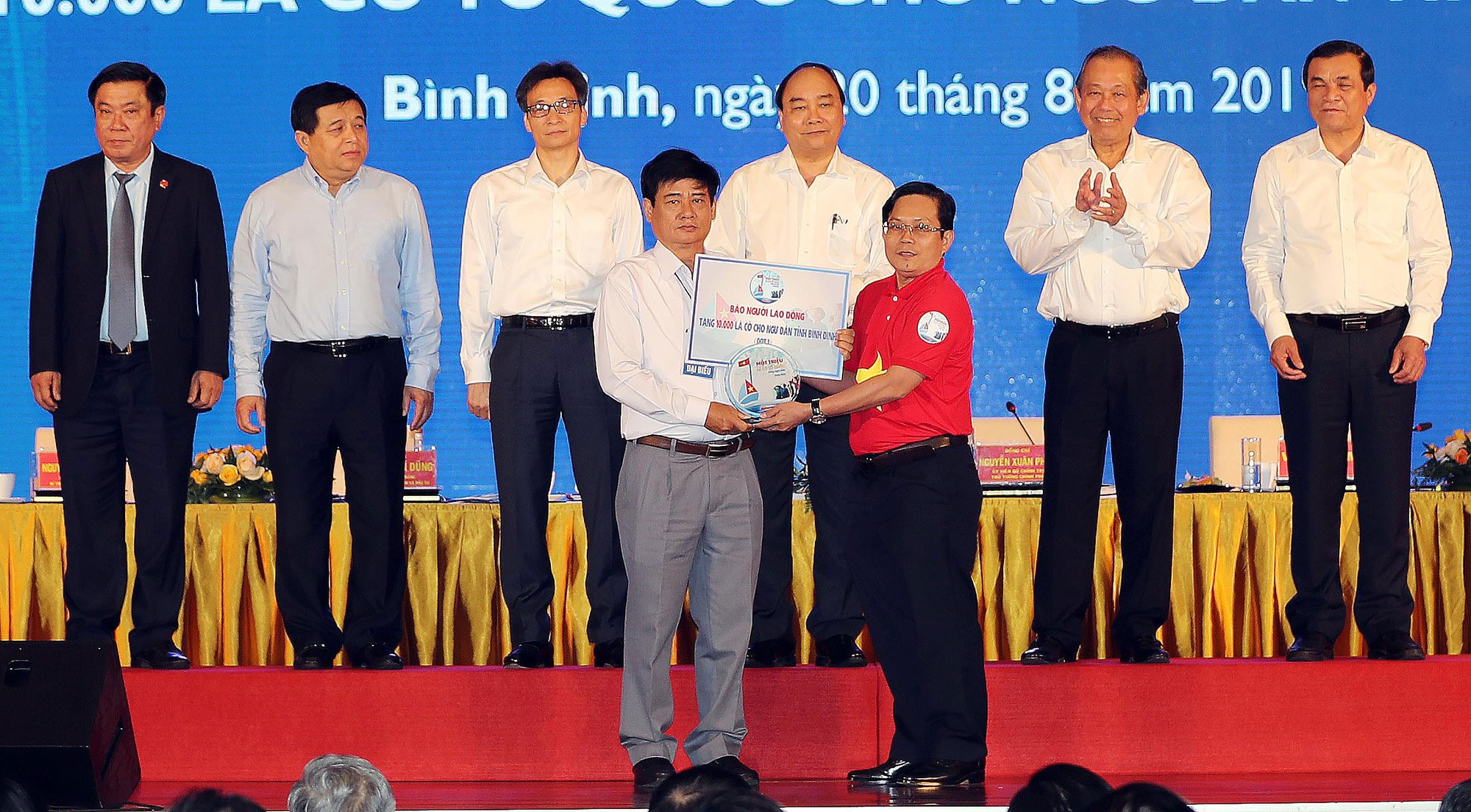 Chung tay giữ gìn chủ quyền biển đảo