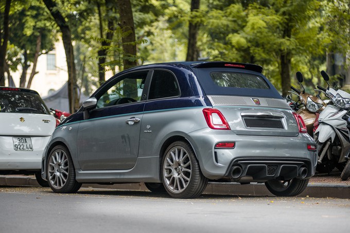 Mui trần t&iacute; hon Fiat 500 gi&aacute; gần 3 tỉ tại Việt Nam - Ảnh 3.