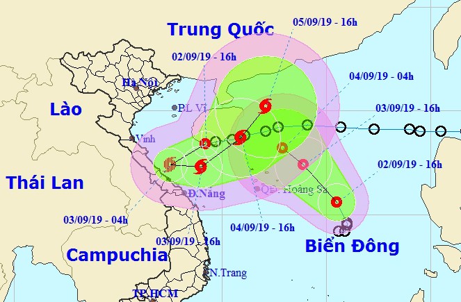 Hướng di chuyển "hút nhau" của 2 áp thấp nhiệt đới trên Biển Đông