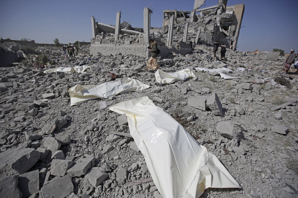 Yemen: &Iacute;t nhất 100 t&ugrave; nh&acirc;n chết sau 7 vụ kh&ocirc;ng k&iacute;ch nh&agrave; t&ugrave; - Ảnh 1.
