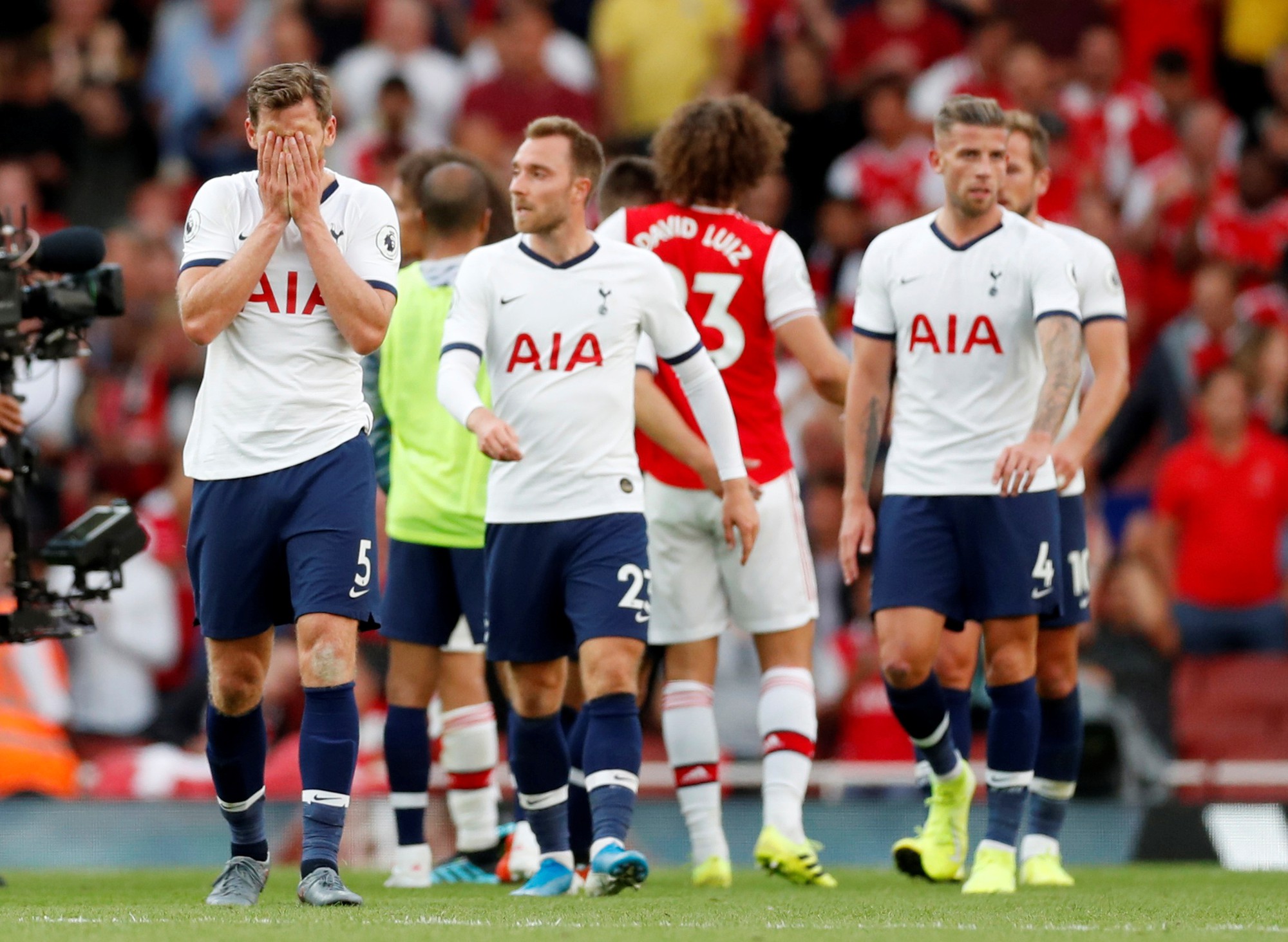 Rực lửa đại chiến, Tottenham rơi chiến thắng trước Arsenal