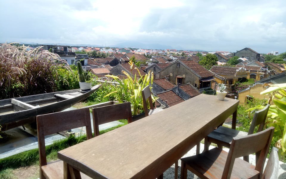 Sẽ xử lý chủ cửa hàng để cô gái khỏa thân bôi bẩn Hội An