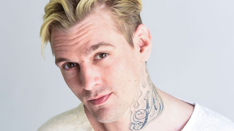 Aaron Carter g&acirc;y sốc với loạt tố c&aacute;o chống anh, chị ruột - Ảnh 2.