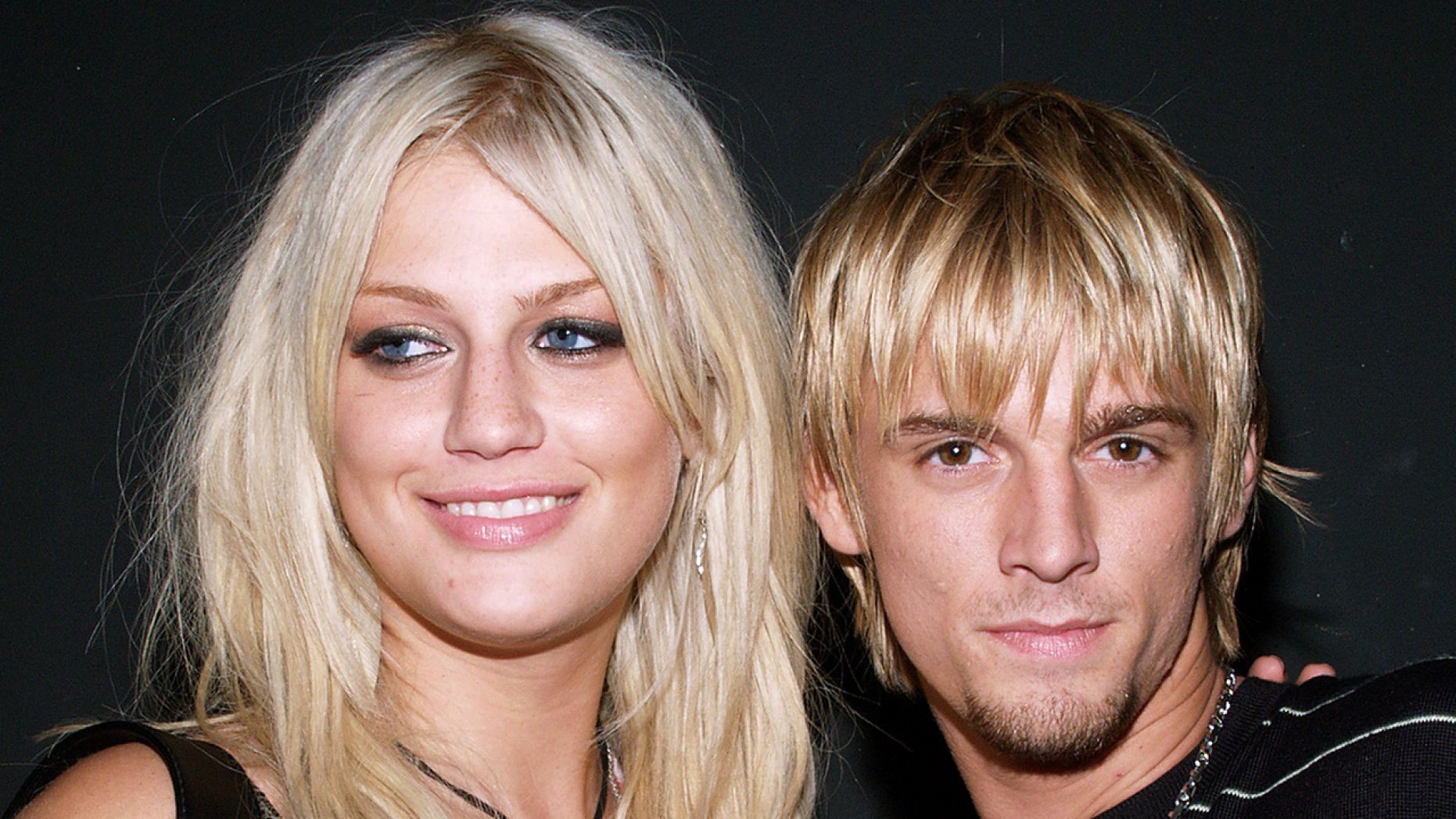 Aaron Carter liên tiếp tố cáo anh, chị ruột