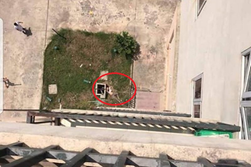 Mẹ nhảy tầng 7 bệnh viện tự vẫn sau khi con trai 2 tuổi chết đuối