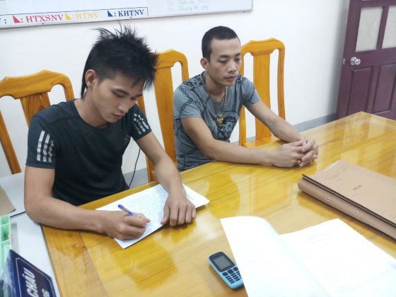 Làm rõ hành vi 2 thanh niên bắt giữ 1 phụ nữ để đòi nợ 100 triệu đồng
