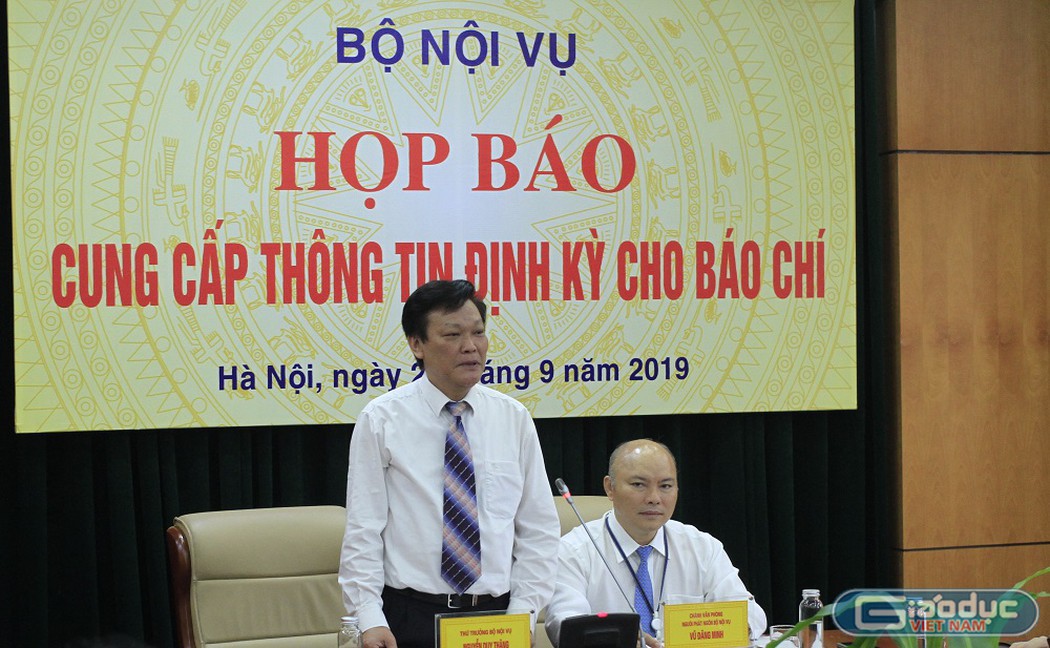 Giáo viên có hợp đồng trước ngày 31-12-2015 được tuyển dụng đặc cách