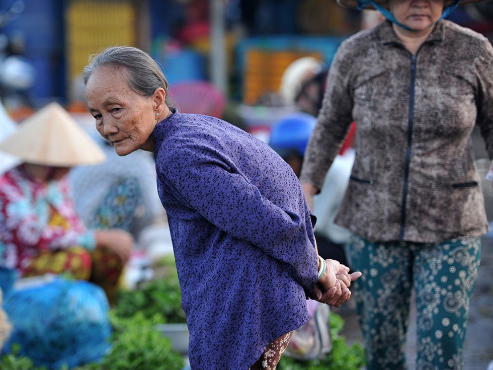 Chợ chồm hổm chỉ bán thứ của nhà trồng được - Ảnh 14.