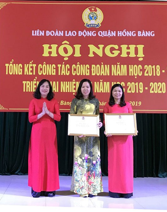 Hải Ph&ograve;ng: Chăm lo gi&aacute;o vi&ecirc;n kh&oacute; khăn - Ảnh 1.